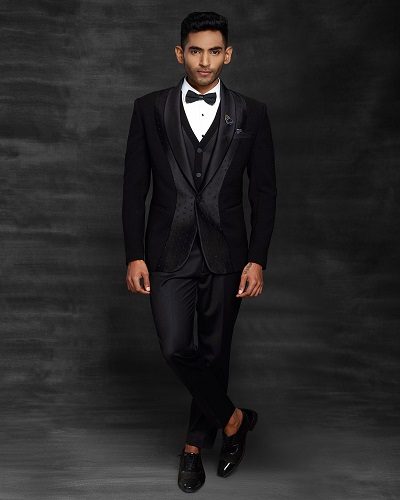 Custom made Tuxedo Suits, Custom Tailor based in Khaolak,Thailand