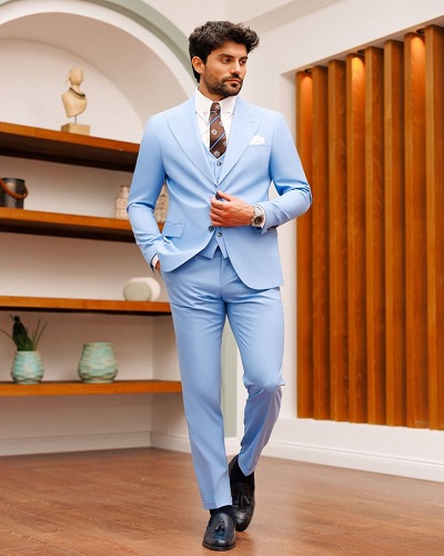 Custom made Tuxedo Suits, Custom Tailor based in Khaolak,Thailand
